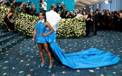 Red carpet looks: Simone Biles, Saquon Barkley, other athletes attend 2025 Met Gala