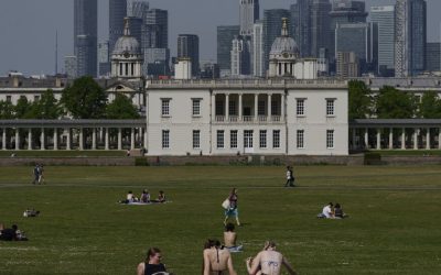 U.K. Records Its Hottest May 1 Ever, Despite a Toilet Getting in the Way