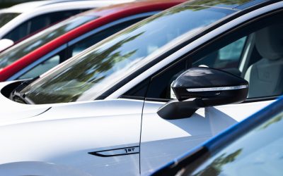 Why Losing E.V. Tax Credits Could Hit G.M. and Ford Harder Than Tesla